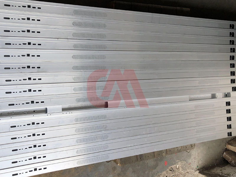 Multi Head Drilling Machine Manufacturers 5 Multi-Head Drilling Machine Manufacturers for Micro Drilling on Commercial Display Frames