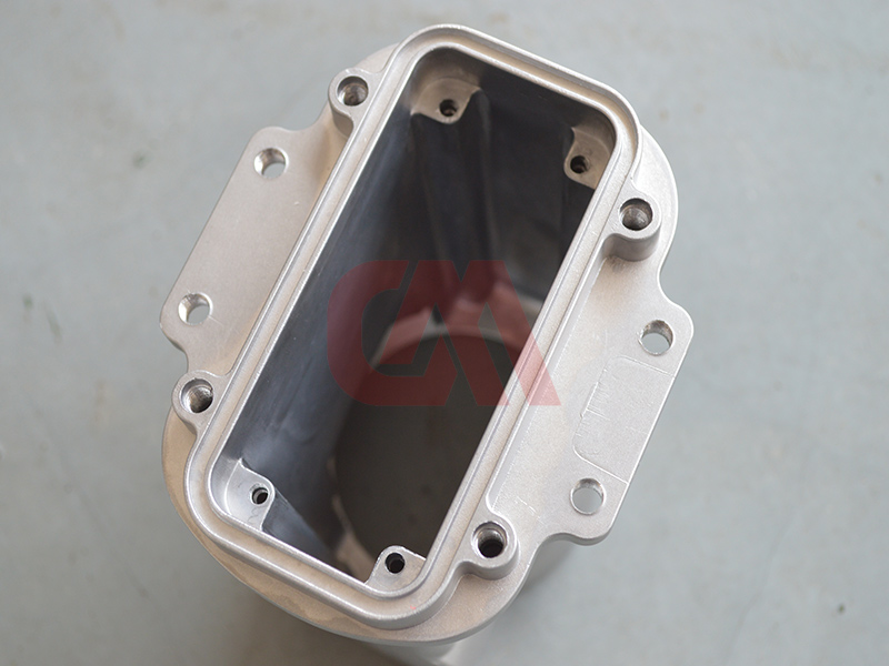 Multi Spindle Tapping Machine 5 Multi-Spindle Tapping Machine for Aluminum Housings of Automotive Parts