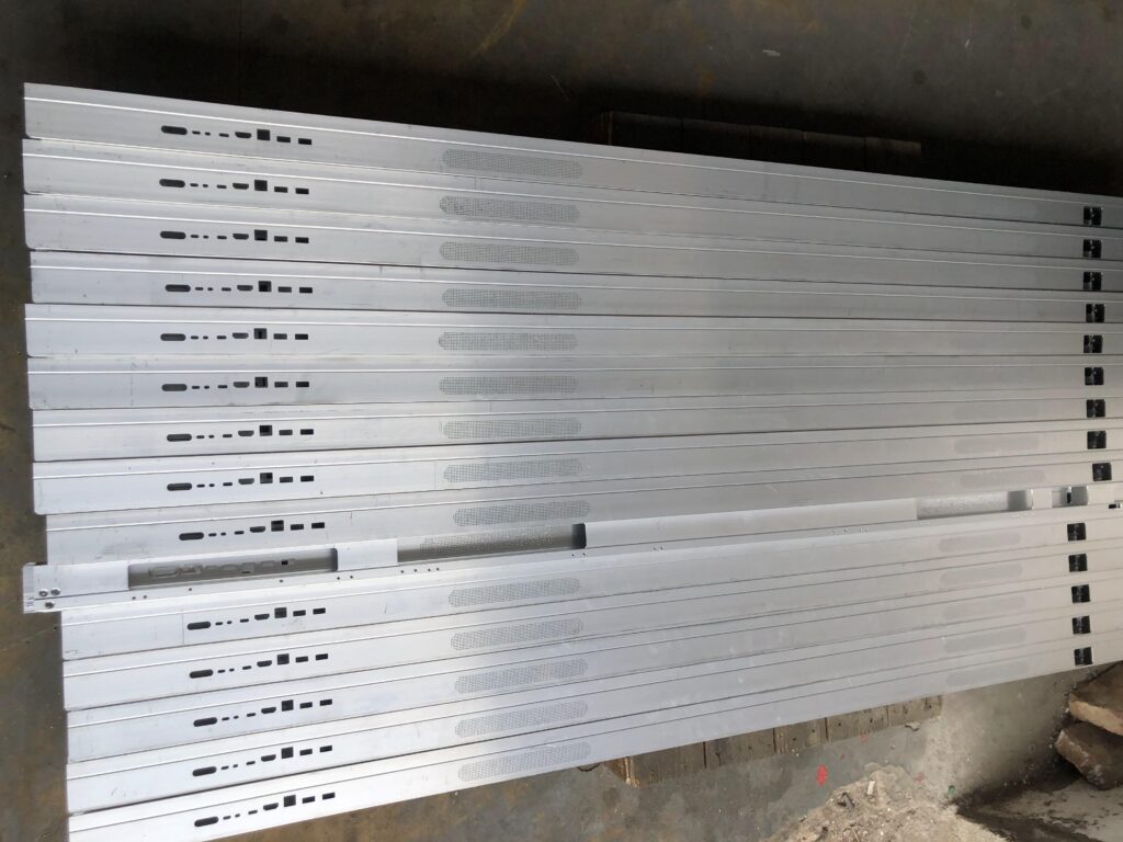 High-Speed CNC Hole Drilling Machine by DUOMI 3 CNC Drilling on Long Aluminum Profiles for Commercial Display Frames