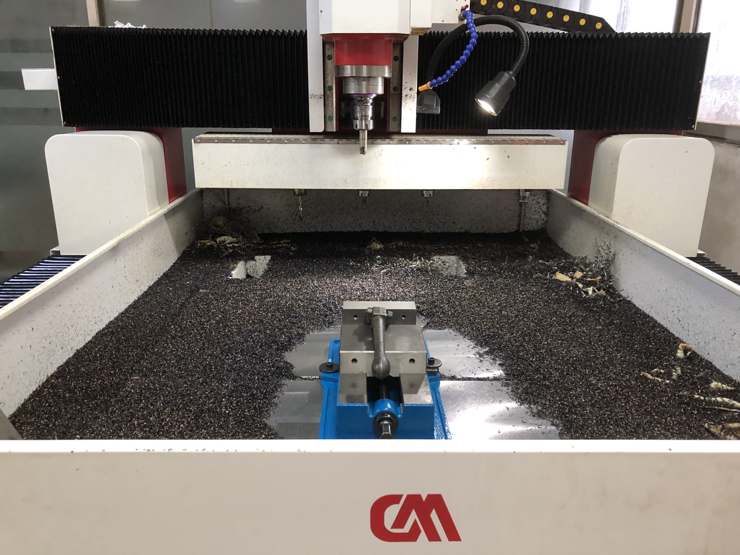 cnc drilling and milling machine
